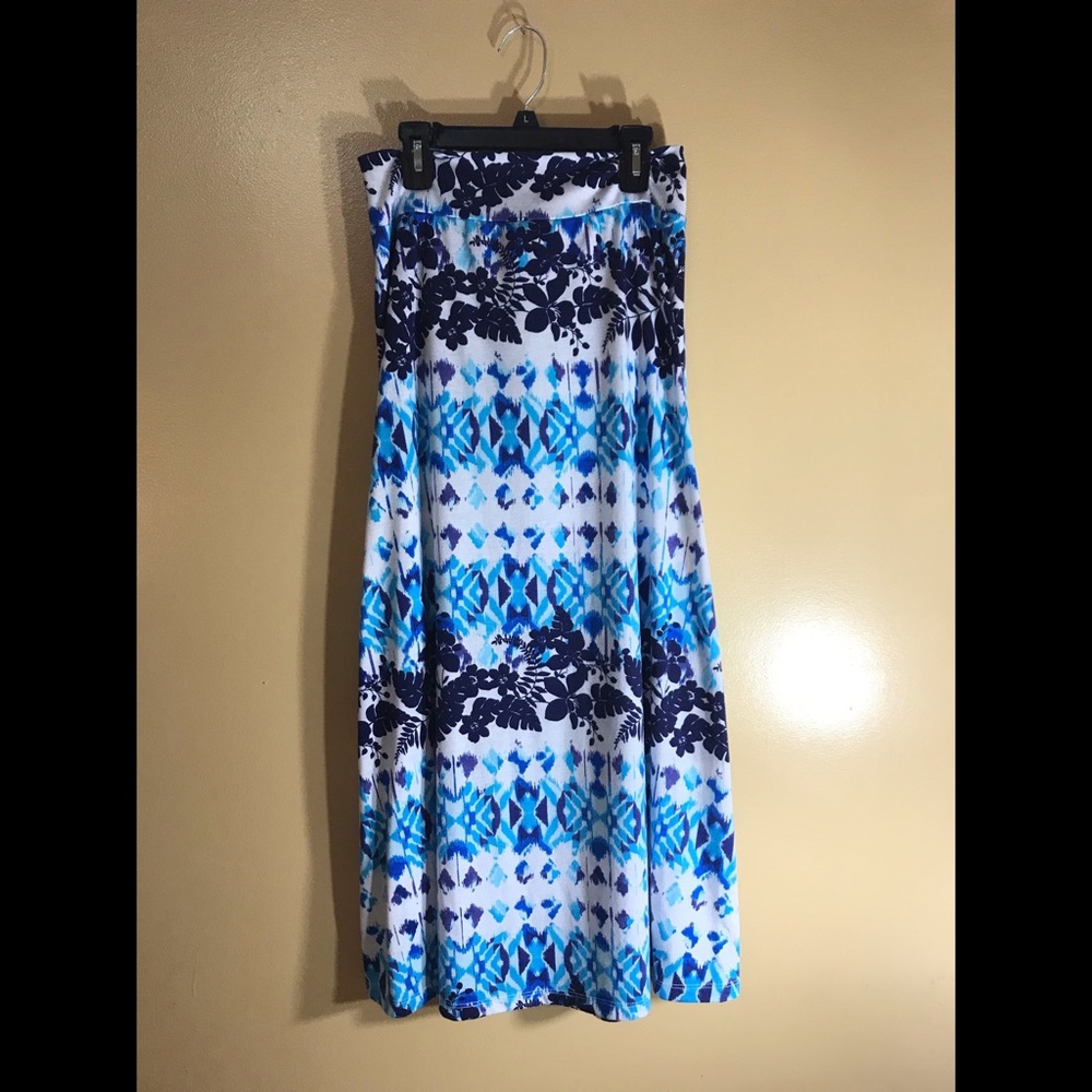 Blue and white skirt perfect for small events!